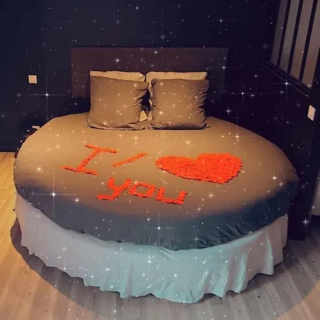 Room/jacuzzi Апартаменты *
